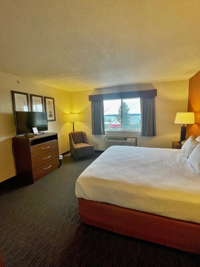 Americinn By Wyndham Petoskey Exterior foto